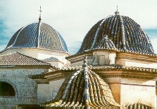 Coupoles de l'�glise de Sant Roc